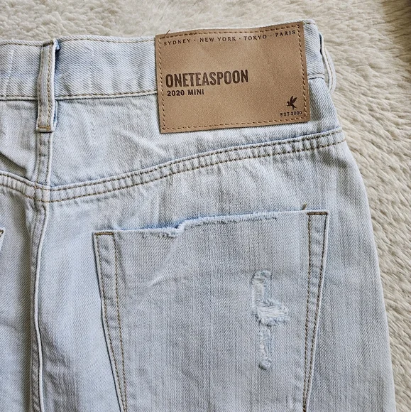 NWT One teaspoon 2020 mini denim skirt - Picture 7 of 9